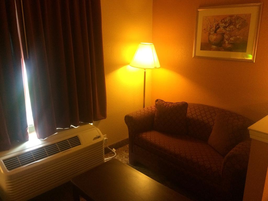 Luxury Suites Pensacola Habitación foto